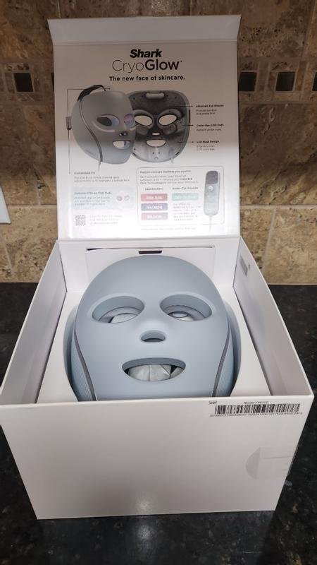 Shark CryoGlow box and mask with remote